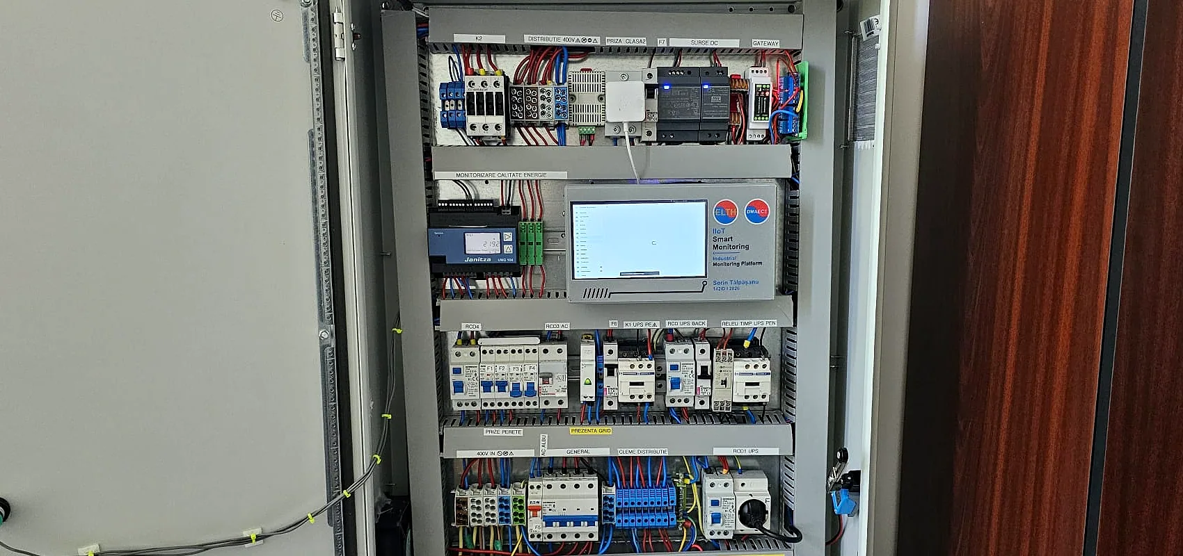 Tablou electric inteligent EB104 cu analizor Janitza și platformă de monitorizare